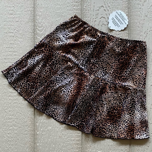 Great Escape Skater Skort - Picture 2 of 2